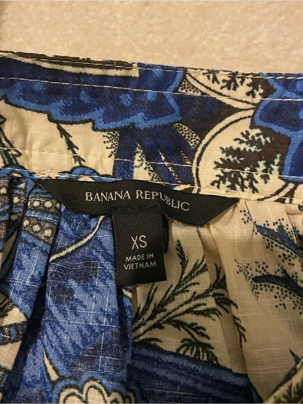 Banana Republic Square Neck Tropical Floral Blouse X-small NWOT